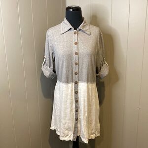 Neon Buddha Largr Daydream Shirt Roll-Tab Sleeve Tunic Top White/Gray